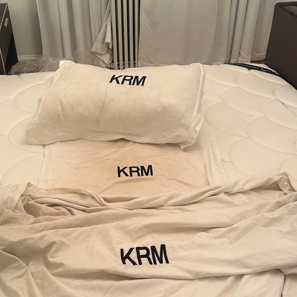 Embroidered white  Bedding Set - Pillowcase and duvet